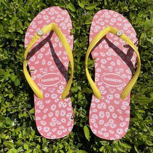 Havaianas-Flip-Flops Sandals Women Size 37-38 Pink Floral with Yellow
